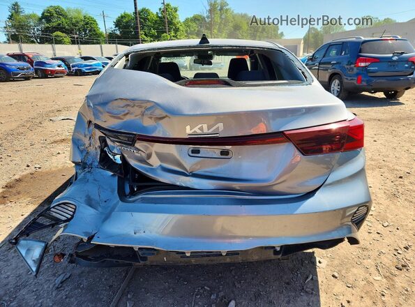 3KPF24AD4PE558688 2023 KIA FORTE Silver 
