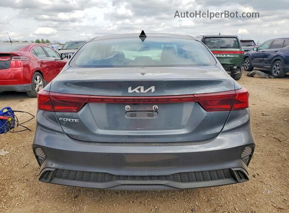 3KPF24AD4PE586782 2023 KIA FORTE Gray Rear view