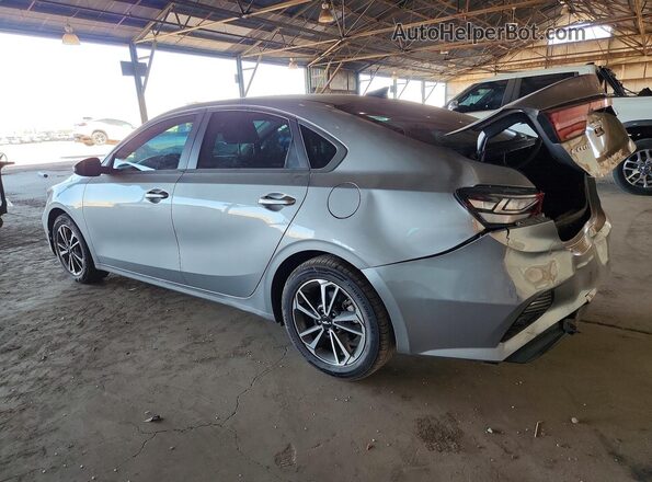 3KPF24AD4PE594168 2023 KIA FORTE Gray 