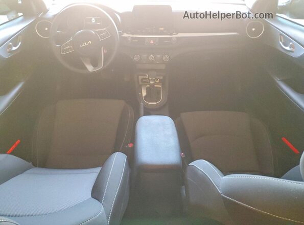 3KPF24AD4PE623362 2023 KIA FORTE Blue 