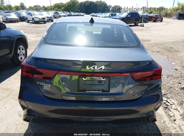 3KPF24AD4PE668074 2023 KIA FORTE Gray 