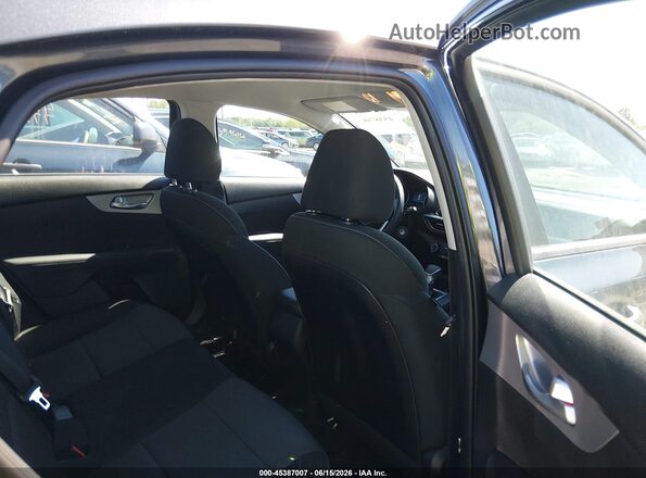 3KPF24AD4PE668074 2023 KIA FORTE Gray Widok naklejki z numerem VIN