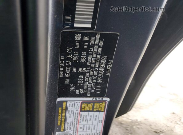 3KPF24AD4RE698095 2024 KIA FORTE Silver Widok komory silnika