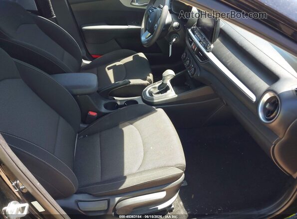 3KPF24AD4RE752639 2024 KIA FORTE Black წინა სალონის ხედი