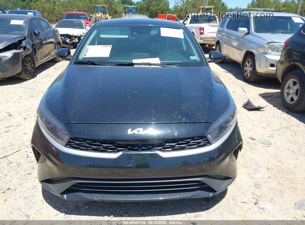 3KPF24AD4RE752639 2024 KIA FORTE Black ხელსაწყოთა პანელის ხედი