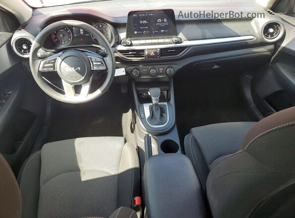 3KPF24AD4RE775788 2024 KIA FORTE Red Dashboard view