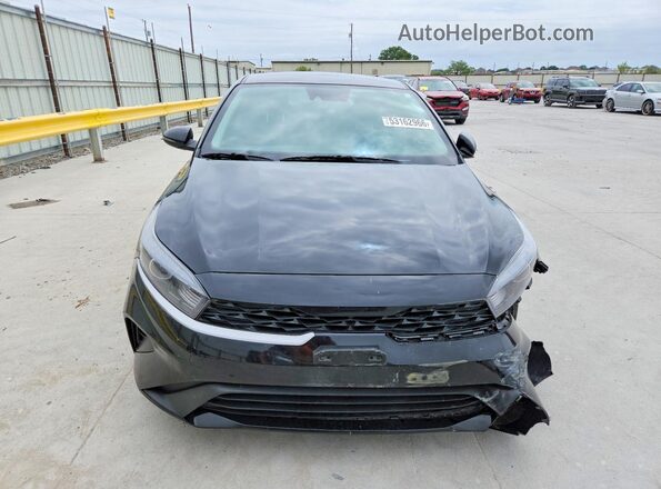 3KPF24AD4RE824889 2024 KIA FORTE Черный Вид спереди