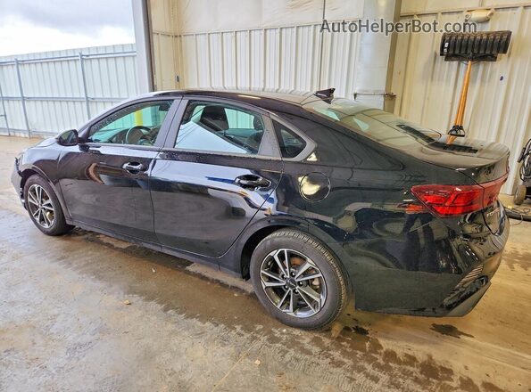 3KPF24AD4RE835987 2024 KIA FORTE Black Trasero izquierdo