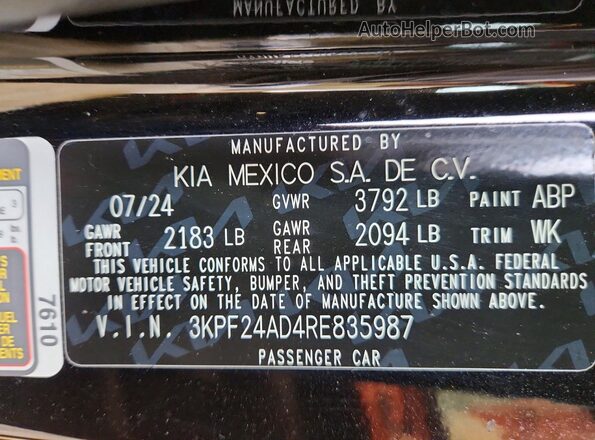 3KPF24AD4RE835987 2024 KIA FORTE Black Vista del compartimento del motor