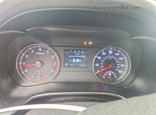 3KPF24AD5KE044549 2019 KIA FORTE Black Widok zestawu wskaźników
