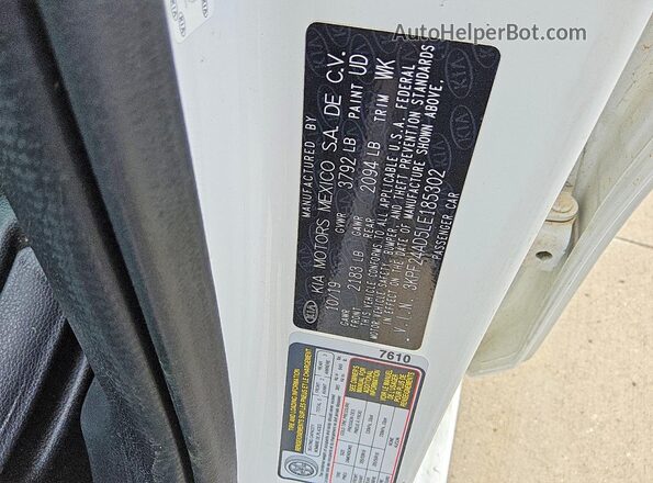 3KPF24AD5LE185302 2020 KIA FORTE White 