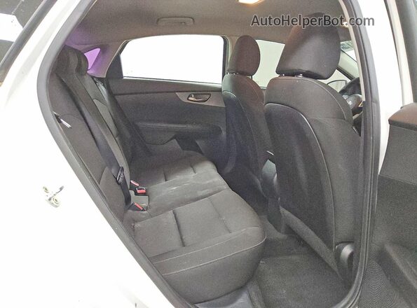 3KPF24AD5LE185302 2020 KIA FORTE White 