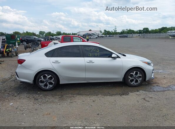 3KPF24AD5ME275728 2021 KIA FORTE Silver Rear interior view