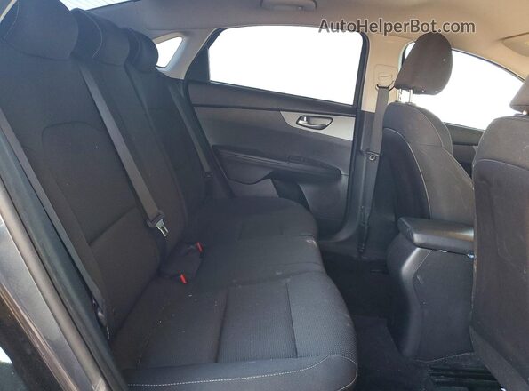 3KPF24AD5ME292576 2021 KIA FORTE Gray 