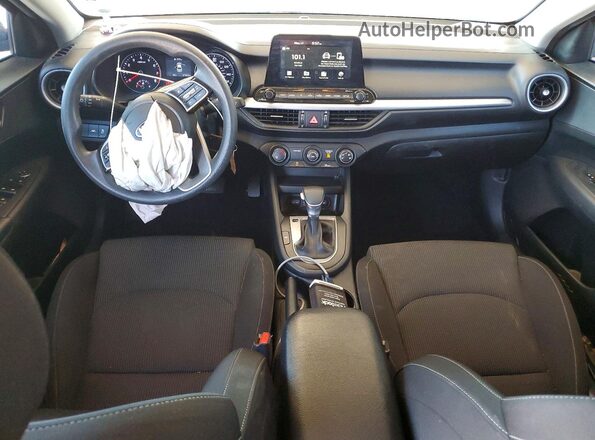 3KPF24AD5ME292576 2021 KIA FORTE Gray 