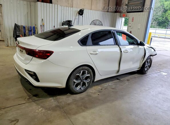3KPF24AD5ME326113 2021 KIA FORTE White 