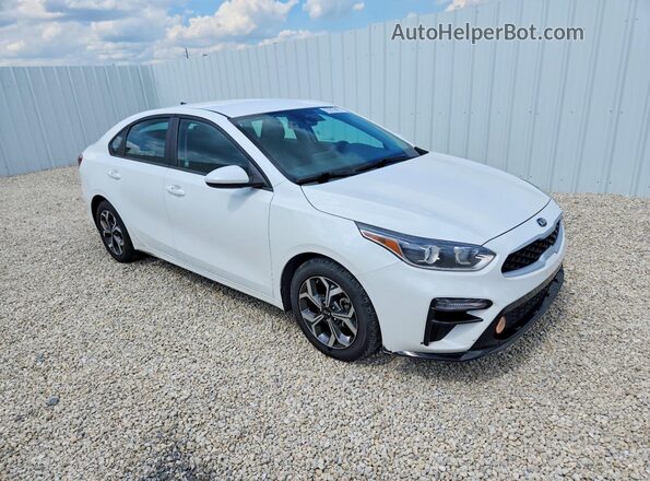 3KPF24AD5ME337225 2021 KIA FORTE White 