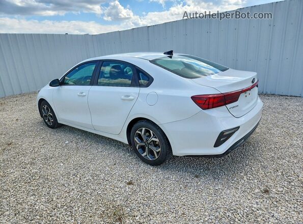 3KPF24AD5ME337225 2021 KIA FORTE White 