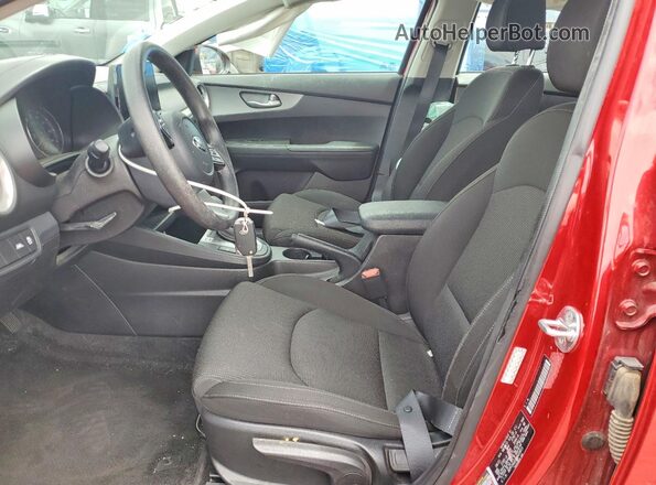 3KPF24AD5ME405815 2021 KIA FORTE Red Front interior view
