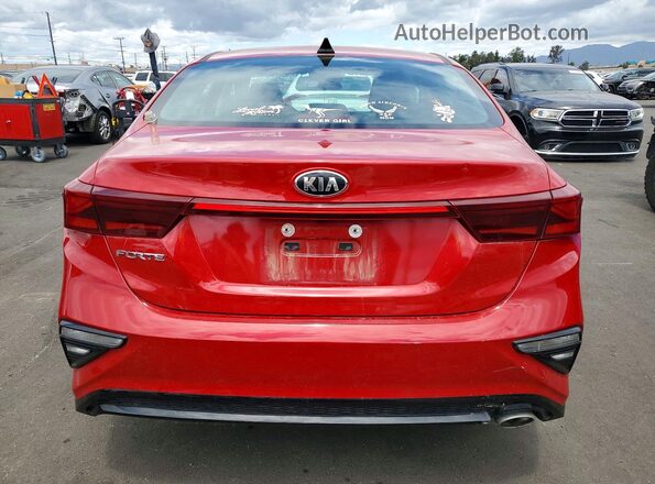 3KPF24AD5ME405815 2021 KIA FORTE Red Rear view