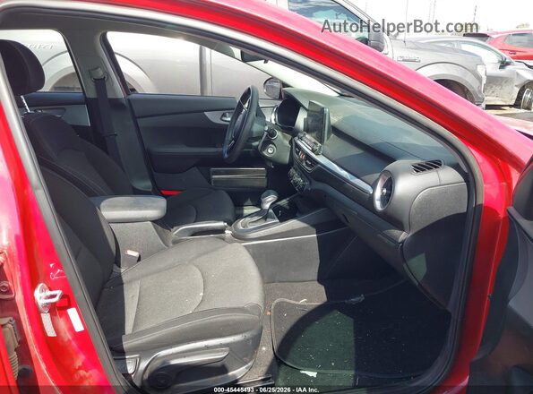 3KPF24AD5NE478006 2022 KIA FORTE Red Front interior view