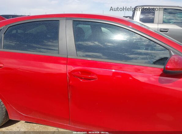3KPF24AD5NE478006 2022 KIA FORTE Red 360 interior view