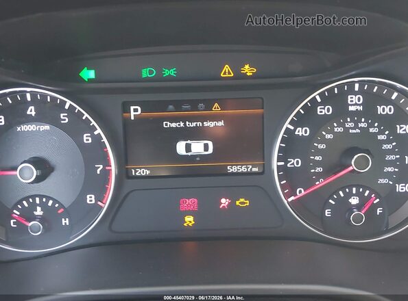 3KPF24AD5NE482508 2022 KIA FORTE Silver Widok tylnych siedzeń
