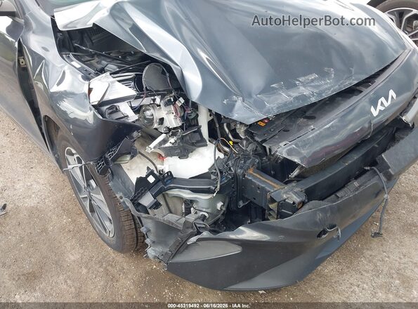 3KPF24AD5PE555301 2023 KIA FORTE Gray Вид спереду