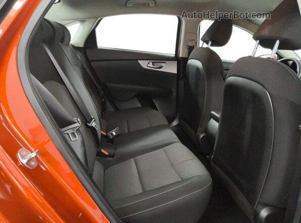 3KPF24AD5PE627601 2023 KIA FORTE Orange 