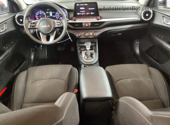 3KPF24AD5PE627601 2023 KIA FORTE Orange 