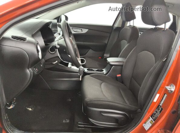 3KPF24AD5PE627601 2023 KIA FORTE Orange 