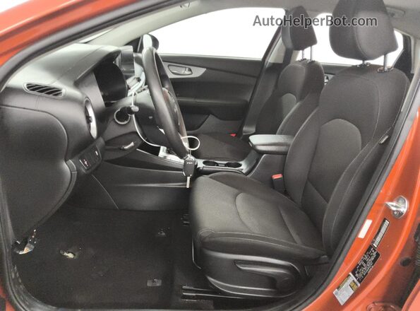 3KPF24AD5PE627601 2023 KIA FORTE Orange 