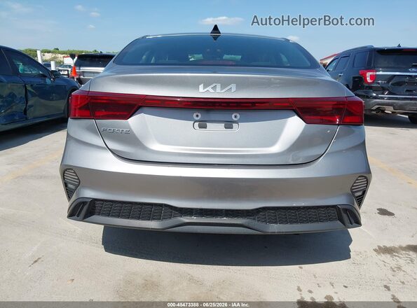 3KPF24AD5RE739205 2024 KIA FORTE Silver 