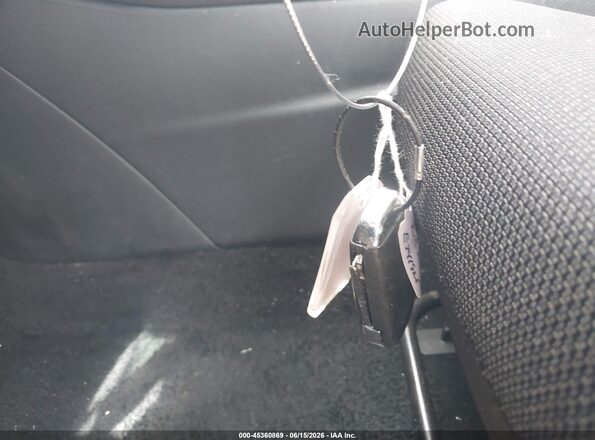 3KPF24AD5RE741925 2024 KIA FORTE Красный Вид панели приборов