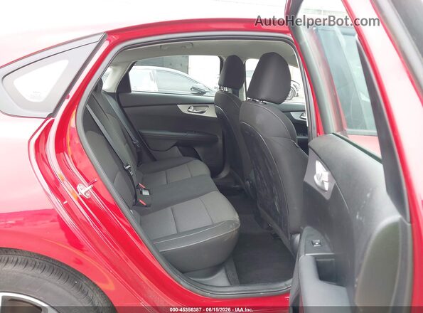 3KPF24AD5RE746073 2024 KIA FORTE Red Vista de la etiqueta del VIN