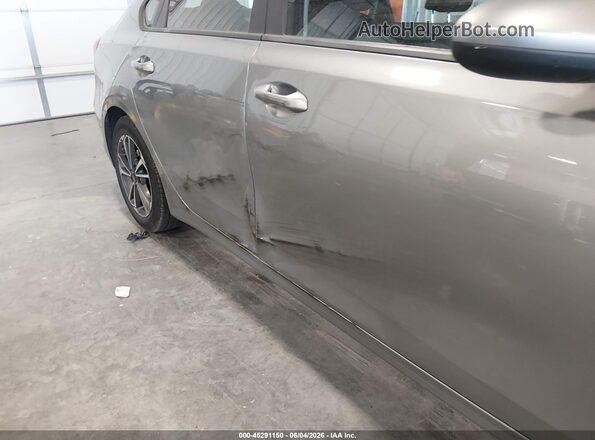 3KPF24AD5RE763746 2024 KIA FORTE Silver Vista frontal