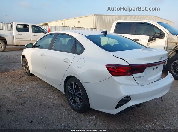 3KPF24AD5RE769160 2024 KIA FORTE White 