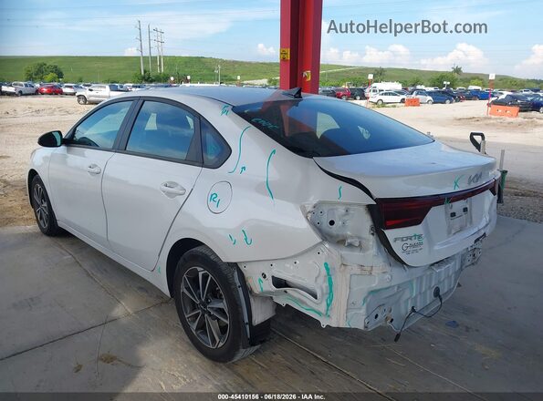 3KPF24AD5RE775833 2024 KIA FORTE White Tył lewy