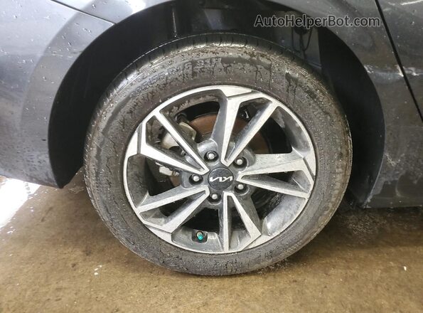 3KPF24AD5RE791207 2024 KIA FORTE Gray 