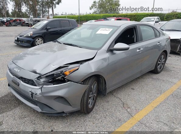 3KPF24AD5RE801959 2024 KIA FORTE Gray Առջևի ձախ երեք քառորդ տեսարան