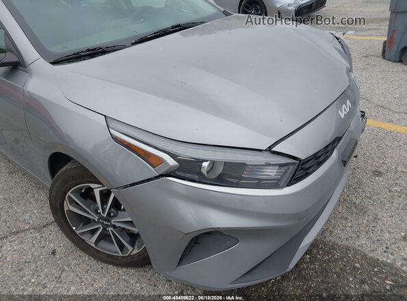 3KPF24AD5RE801959 2024 KIA FORTE Gray Սալոնի հետևի տեսք