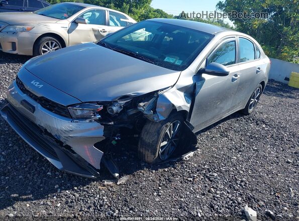 3KPF24AD5RE805199 2024 KIA FORTE Gray წინა მარცხენა ხედი სამი მეოთხედიდან