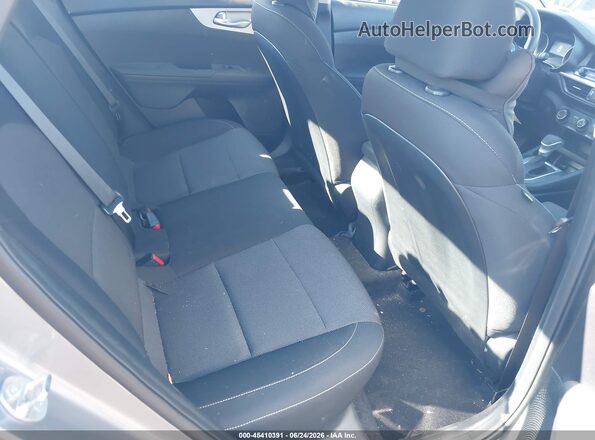 3KPF24AD5RE805199 2024 KIA FORTE Gray VIN კოდის სტიკერის ხედი