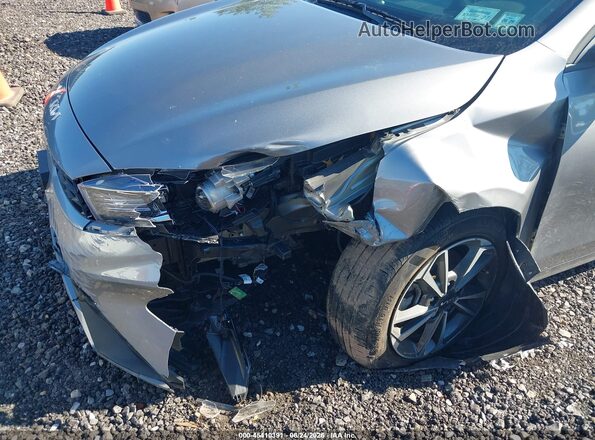 3KPF24AD5RE805199 2024 KIA FORTE Gray წინა ხედი