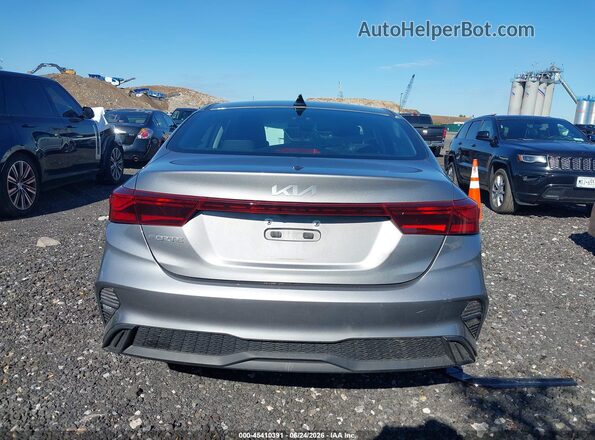 3KPF24AD5RE805199 2024 KIA FORTE Gray 