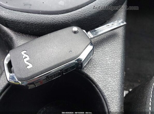 3KPF24AD5RE828580 2024 KIA FORTE Gray Вид панелі приладів