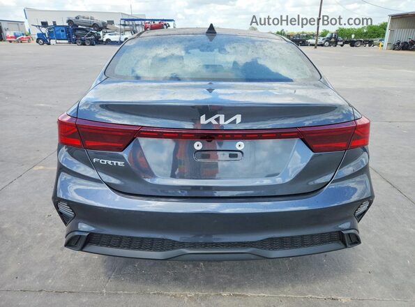 3KPF24AD5RE837781 2024 KIA FORTE Gray 