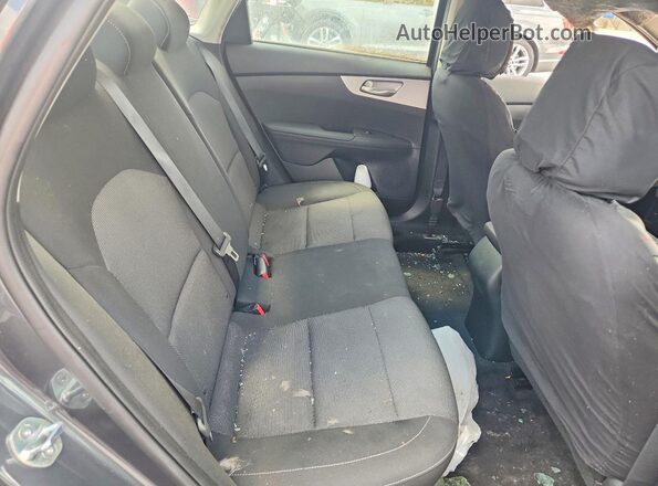 3KPF24AD5RE837781 2024 KIA FORTE Gray 