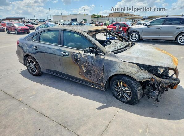 3KPF24AD5RE837781 2024 KIA FORTE Gray 