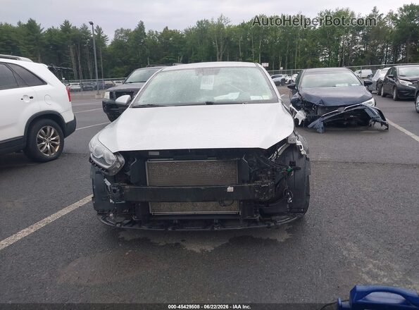 3KPF24AD6KE059495 2019 KIA FORTE Silver Widok zestawu wskaźników